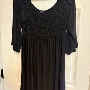 Elegant Black Dress with 3/4 Sleeves